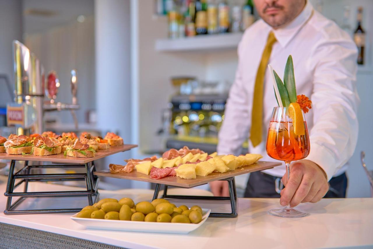 Novotel Corso Giulio Cesare Hotel 4*
