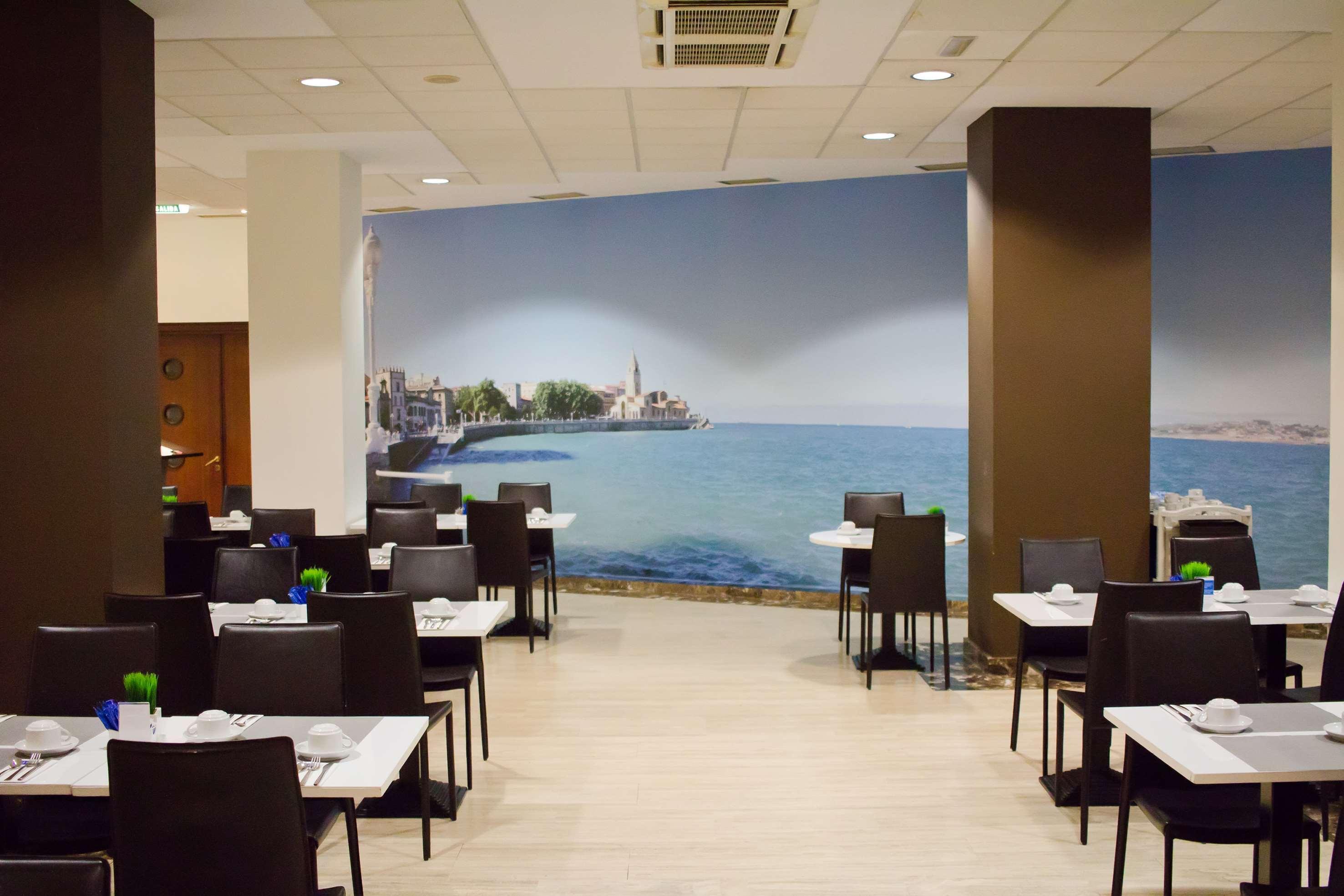 Hotel Novotel Corso Giulio Cesare 4*