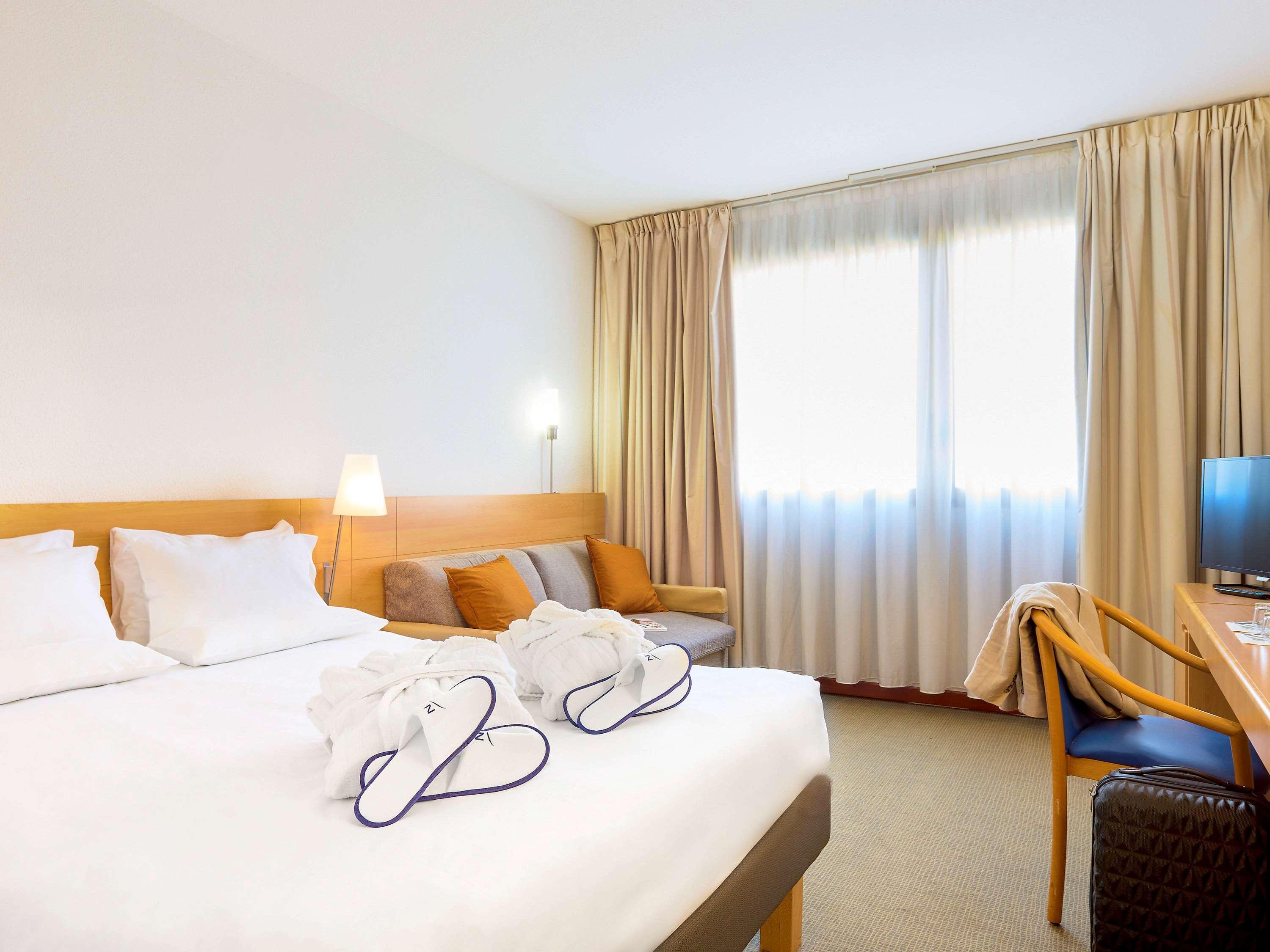 Hotel Novotel Corso Giulio Cesare 4*